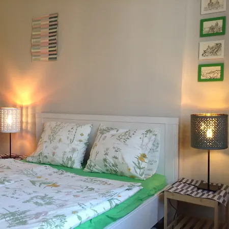 Sunny Side & Ensuites 호스텔 부다페스트